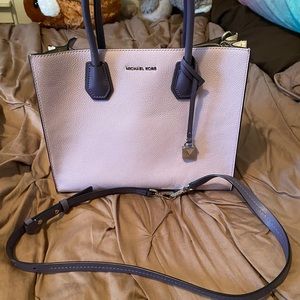 👜NEED GONE👜Michael Kors Mercer Tote